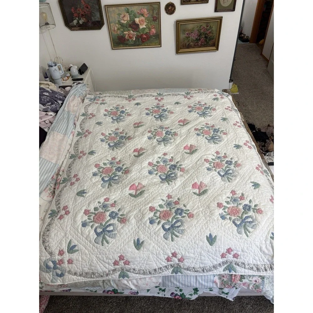 Vintage‎ Arch Cotton Handmade Appliqued Floral Quilt Pastel Colors Twin Cottage